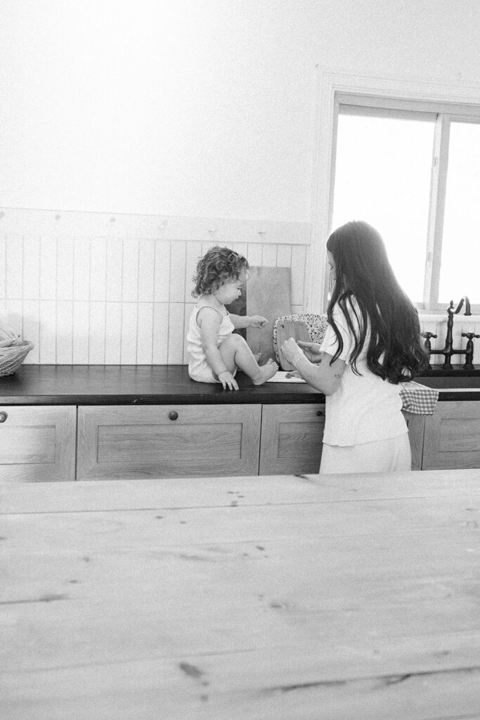 Richmond Va Virginia Family Photo in their Kitchen