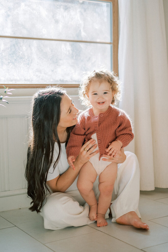 Richmond Va Family Photographer picture of a mom and girl